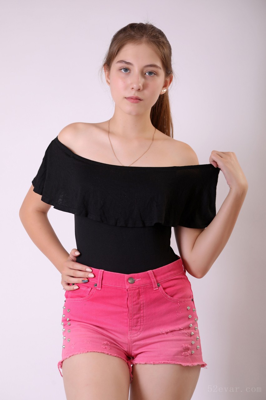 Alissa精品写真套图第一弹